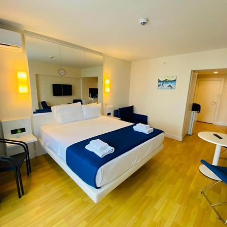 Orbi City-Sea View Aparthotel Batoemi Buitenkant foto