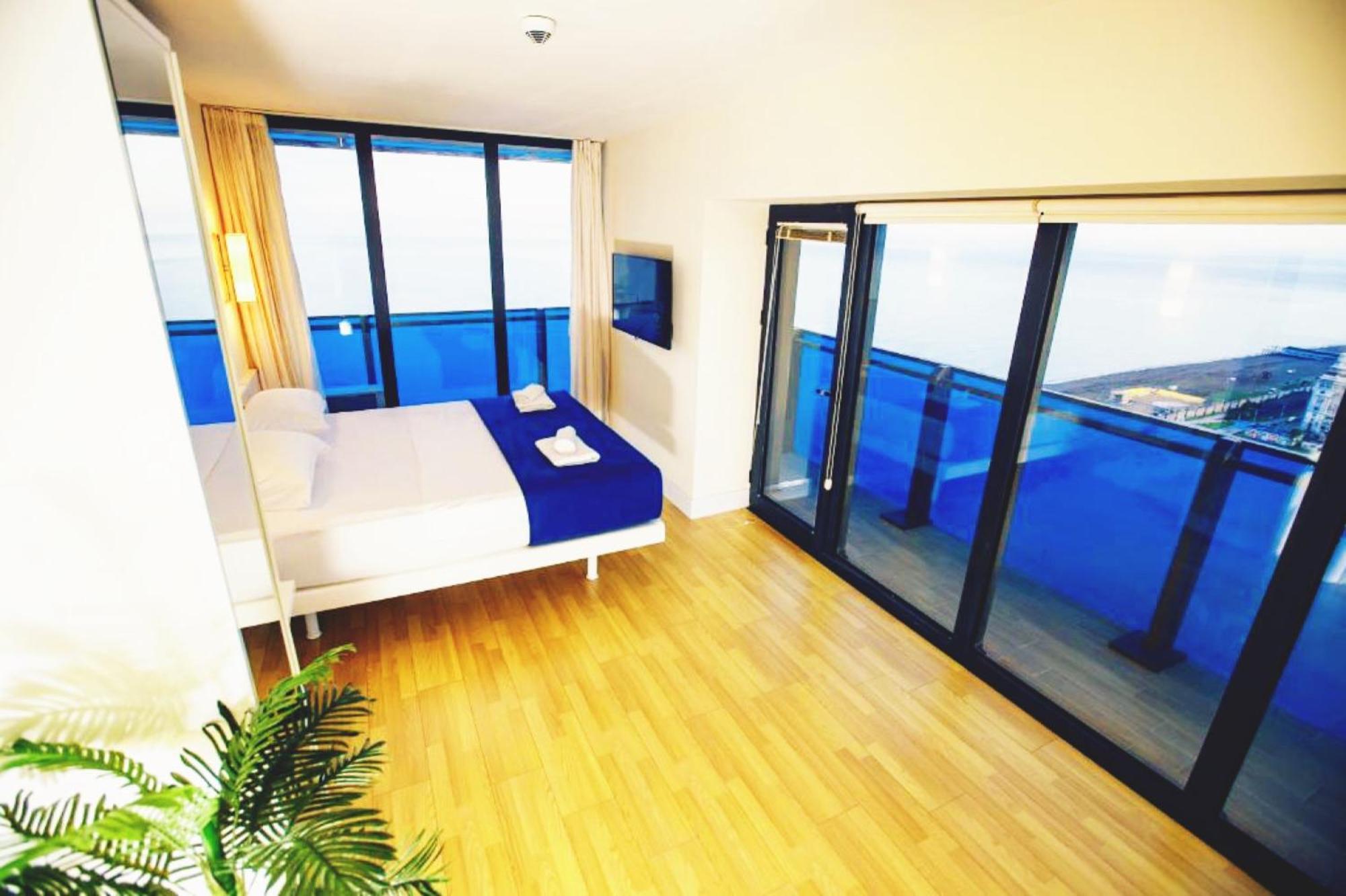 Orbi City-Sea View Aparthotel Batoemi Buitenkant foto