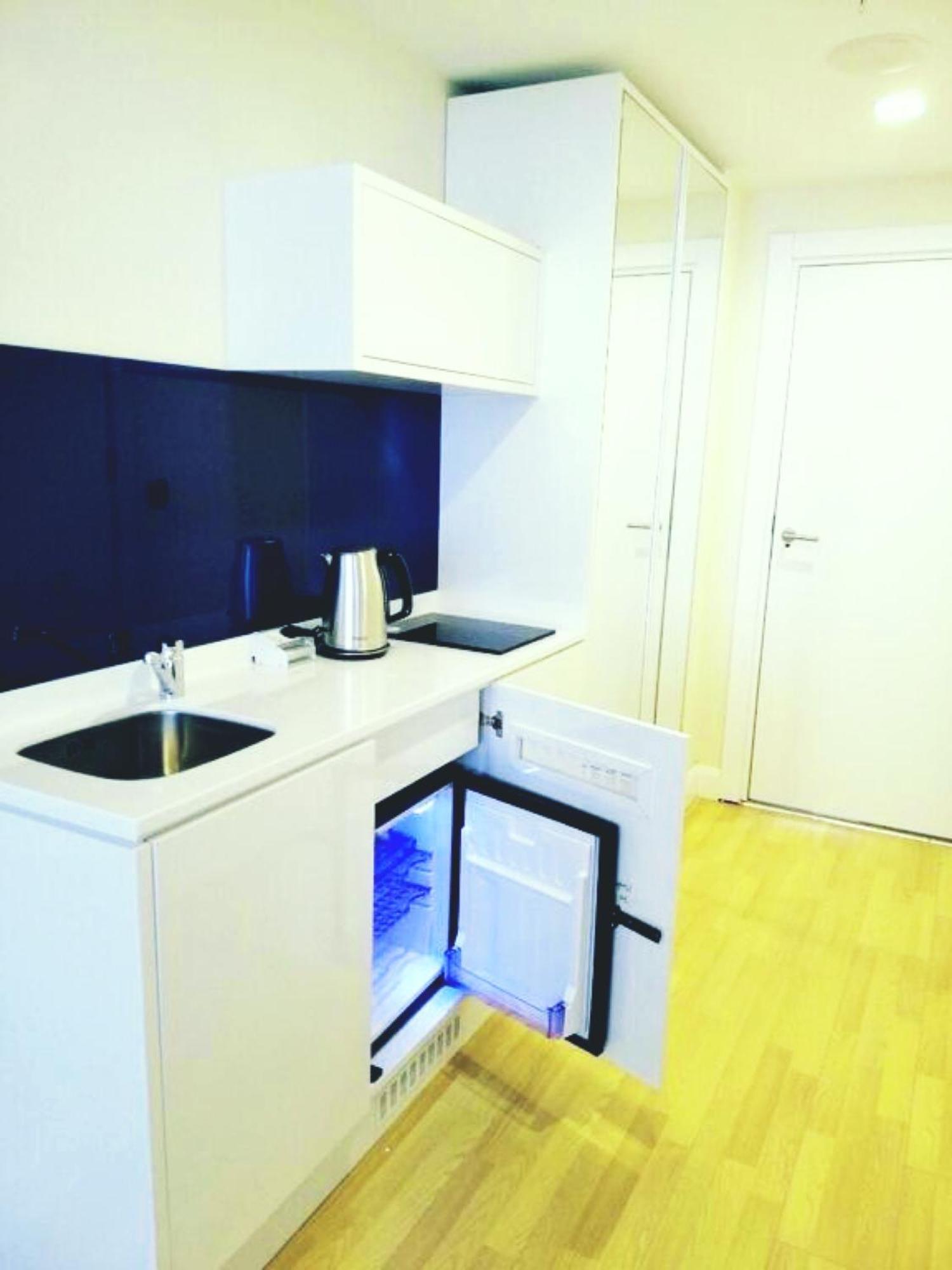 Orbi City-Sea View Aparthotel Batoemi Buitenkant foto